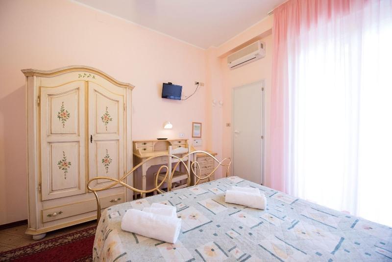 Hotel Settebello B&B Cesenatico Exterior foto